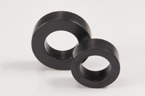 What are the characteristics of nanocrystalline cores